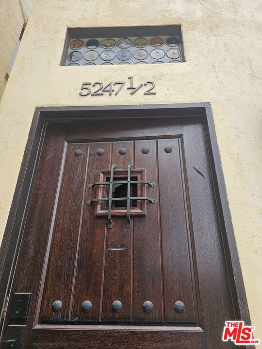 5247 1/2 W 9th Street, Los Angeles CA: https://media.crmls.org/mediaz/b71eab1c-744f-4d4d-a63c-4d886868b1ee.jpg
