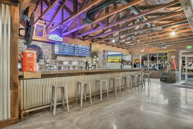 561 1St St, Brentwood CA: https://media.crmls.org/mediaz/b71ec01f-ef94-47d5-b59f-9f8eac3dd5f7.jpg