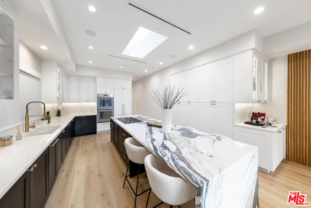 123 S Kilkea Drive, Los Angeles CA: https://media.crmls.org/mediaz/b71ee058-6e74-4fd7-9ffc-ca4cf1309183.jpg