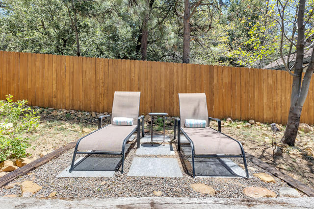 25440 Rim Rock Road, Idyllwild CA: https://media.crmls.org/mediaz/b71f2e9a-f84d-4967-b204-dfe99cce375f.jpg