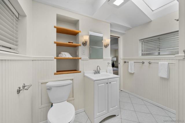 4573 4575 Massachusetts St, San Diego CA: https://media.crmls.org/mediaz/b71f84b0-7176-4cce-890d-57f07371a598.jpg
