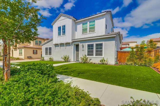 1225 Camino Avalon, Chula Vista CA: https://media.crmls.org/mediaz/b720b8e5-6445-4407-8e17-f925cc96b026.jpg