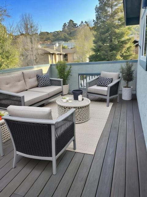 20902092 Penasquitas Drive, Aptos CA: https://media.crmls.org/mediaz/b72120ed-c49a-41ad-9ba5-7f37a0c351ad.jpg
