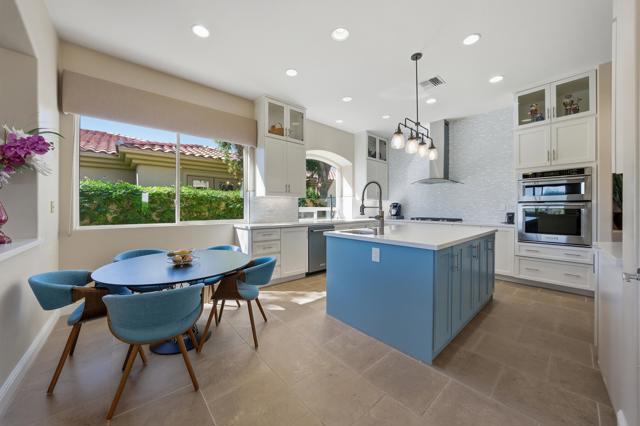 55274 Big Spring, La Quinta CA: https://media.crmls.org/mediaz/b7218e42-6bad-4fd9-a784-2ad3acaec135.jpg