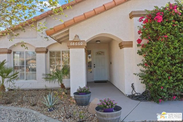 68660 Concepcion Road, Cathedral City CA: https://media.crmls.org/mediaz/b721df44-60b1-458c-ab2c-fd4a0c8c519a.jpg