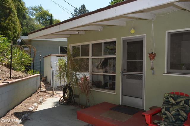 550 Arch Place, Glendale CA: https://media.crmls.org/mediaz/b72221c2-5c05-4bef-b6ba-1cf67e3ecfe0.jpg