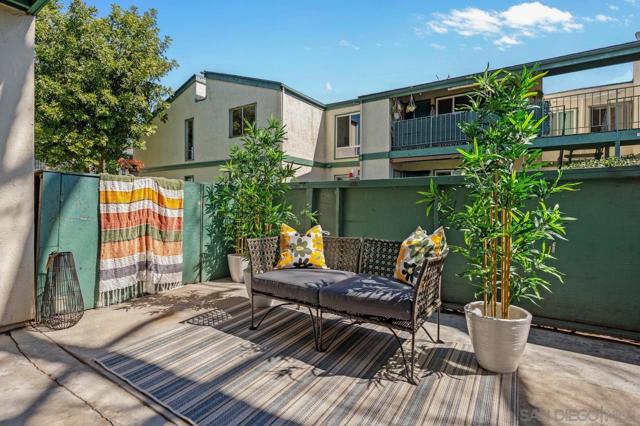 1817 E Grand ave, Escondido CA: https://media.crmls.org/mediaz/b723b95d-30fa-4e06-a0b2-668b1c06f15b.jpg