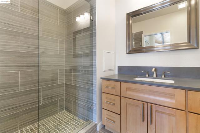 1881 Grand View Drive, Oakland CA: https://media.crmls.org/mediaz/b724e0ae-060d-4cf9-aa72-283a8e67af0e.jpg