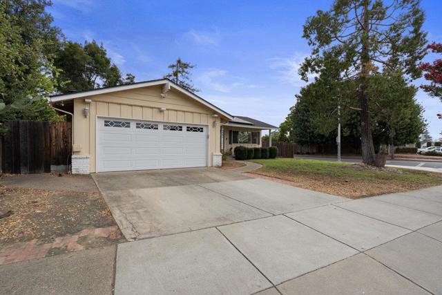 1301 3rd Street, Gilroy CA: https://media.crmls.org/mediaz/b72557d5-cbf3-47b5-88cf-d6c4cc48aa5f.jpg