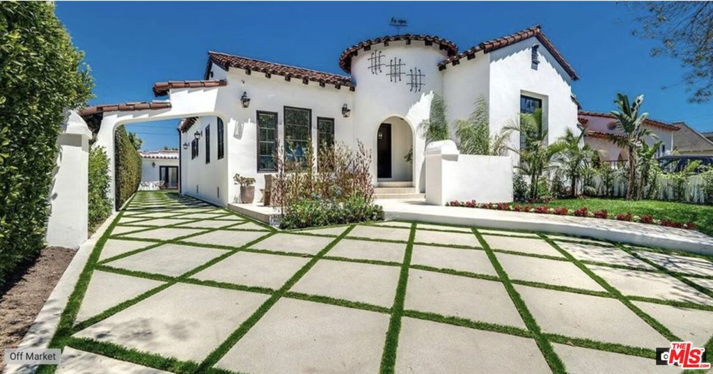 132 S Kilkea Drive