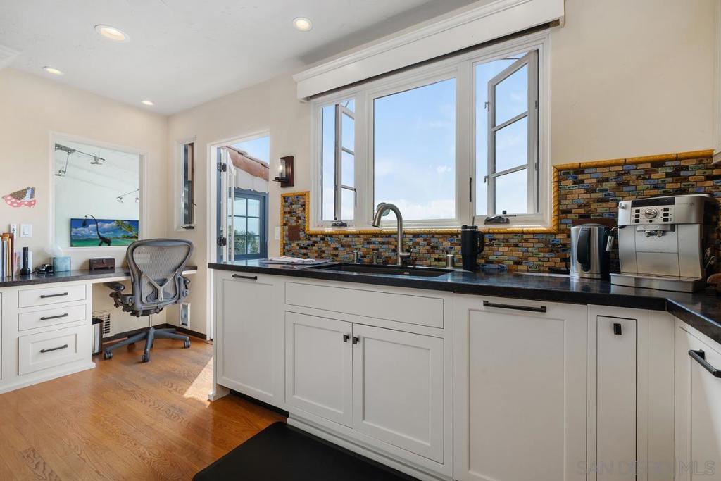 4111 Sunset - photo 15
