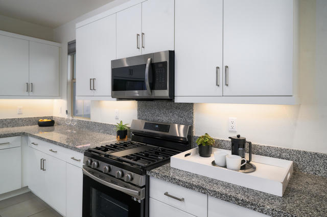 36016 Franklin Drive, Palm Desert CA: https://media.crmls.org/mediaz/b7258c01-41a6-409d-93b3-d036e05c845d.jpg