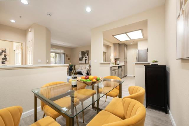 2006 Hastings Shore Lane, Redwood City CA: https://media.crmls.org/mediaz/b726ac3a-6a6c-4174-b58c-189d2413975c.jpg