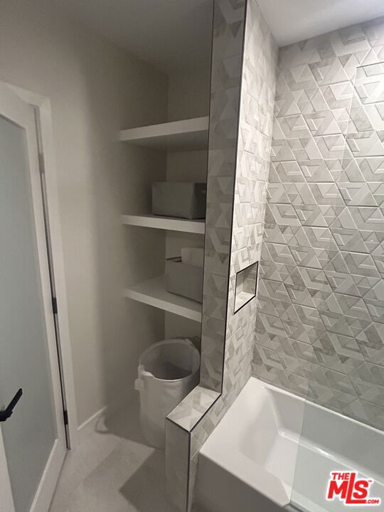 23442 Burbank Boulevard, Woodland Hills CA: https://media.crmls.org/mediaz/b726f298-41ea-43a5-a09c-5ce7ad37daf3.jpg