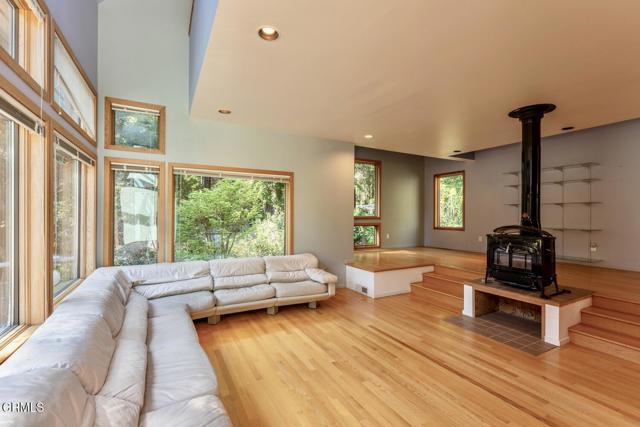 Detail Gallery Image 7 of 42 For 33100 Frog Pond Rd, Little River_1,  CA 95456 - 3 Beds | 3 Baths