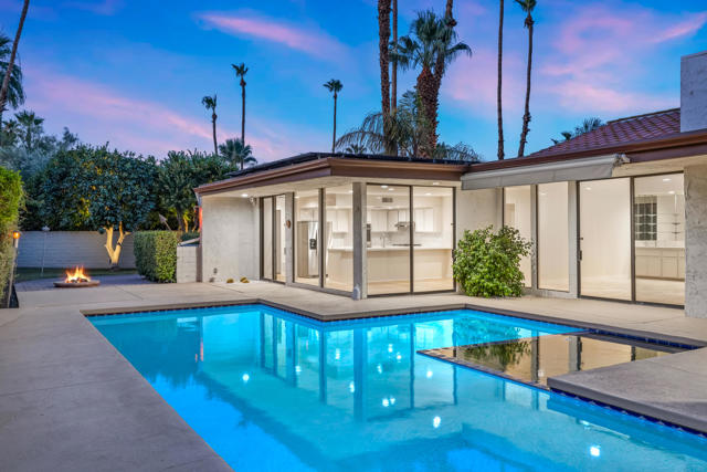 46428 War Bonnet Circle, Indian Wells CA: https://media.crmls.org/mediaz/b7283974-1dbb-4334-ad7d-b7a24933c214.jpg