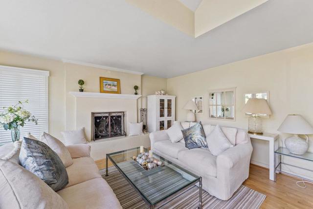176 Sonoma Lane, Carmel CA: https://media.crmls.org/mediaz/b7283cdd-4fa9-4713-85de-602d17a34d1d.jpg
