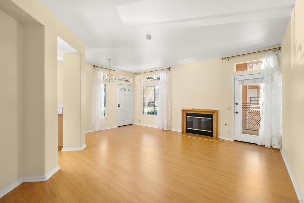 7275 Calabria Court - photo 14