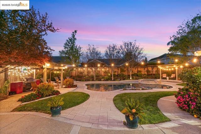 1164 Lexington Way, Livermore CA: https://media.crmls.org/mediaz/b72bbe41-8c21-4643-bd6c-d9c524790545.jpg