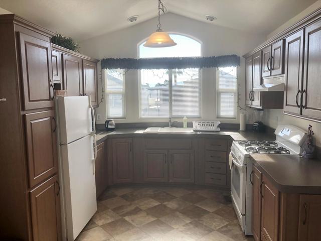 74711 Dillon Rd Spc 726, Desert Hot Springs CA: https://media.crmls.org/mediaz/b72f78a6-d8e7-4814-845a-74b785780b2d.jpg