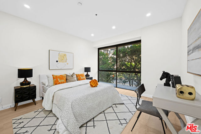 10750 Wilshire Boulevard, Los Angeles CA: https://media.crmls.org/mediaz/b73007c5-b697-41c2-8038-6ae155f16669.jpg