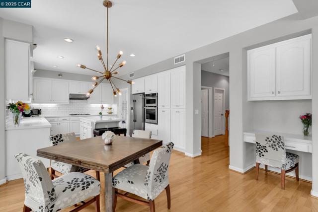 1731 Palmer Dr, Concord CA: https://media.crmls.org/mediaz/b7302204-cce9-4f6a-80f2-88ac93899003.jpg