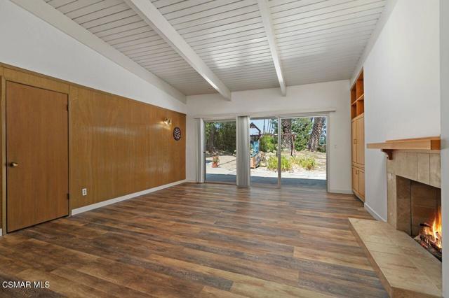 5708 Wilhelmina Avenue, Woodland Hills CA: https://media.crmls.org/mediaz/b730248d-84f4-413d-8b4a-254aea05c9aa.jpg