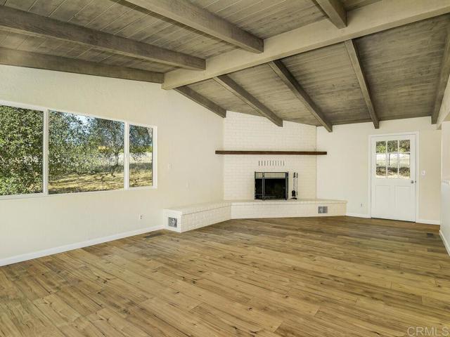 Detail Gallery Image 5 of 65 For 2844 Live Oak Park Rd, Fallbrook,  CA 92028 - 4 Beds | 2/1 Baths