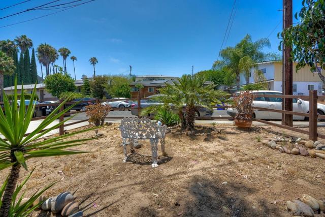 5091 Alumni Pl, San Diego CA: https://media.crmls.org/mediaz/b732132c-64a5-434b-8926-5c8b91410e1f.jpg