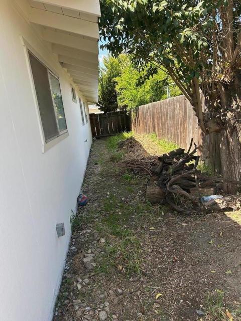 209 Villa Drive, King City CA: https://media.crmls.org/mediaz/b7322bec-4c51-436c-a58e-2a4619f54b86.jpg