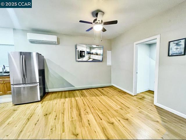 250 W Cypress Rd, Oakley CA: https://media.crmls.org/mediaz/b732fbd8-ab77-4aeb-97a2-0f2783da0aa0.jpg