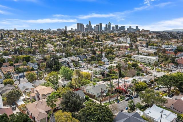 1400 Angelus Avenue, Los Angeles CA: https://media.crmls.org/mediaz/b7332382-05a9-4236-a0c4-01b635dfabb3.jpg