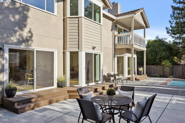 25 Mackenzie, Danville CA: https://media.crmls.org/mediaz/b73337d4-1520-47f2-b925-2c50efccffd5.jpg