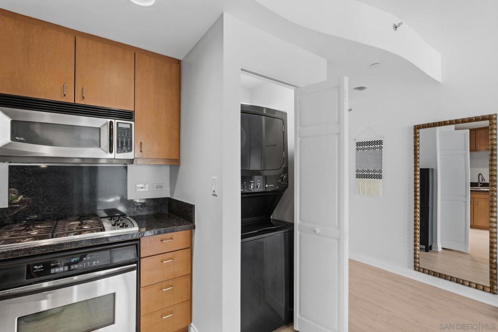 550 15th St - photo 18