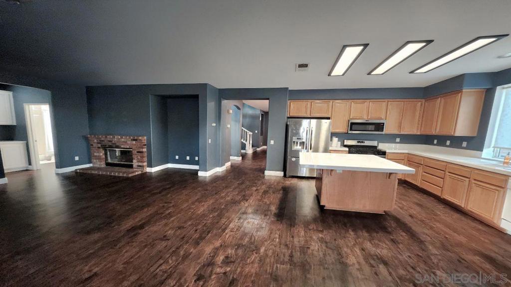 MLS #250045017SD image #24