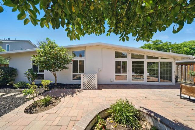 1064 Wunderlich Drive, San Jose CA: https://media.crmls.org/mediaz/b736e278-d0c7-4ca1-b201-a22cb9f52fba.jpg
