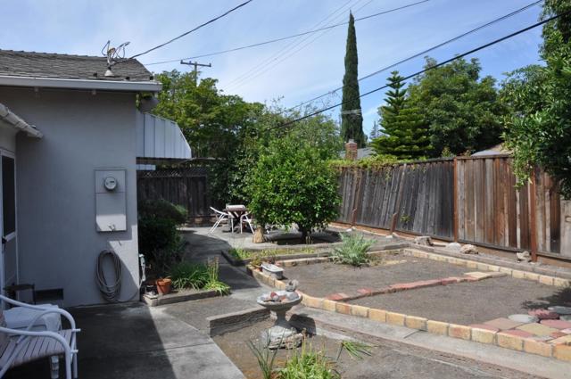 2461 Ramke Place, Santa Clara CA: https://media.crmls.org/mediaz/b736fa19-42e2-433b-bece-7781b7fca7d5.jpg