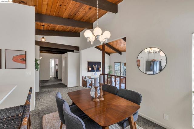 2001 Manzanita Dr, Oakland CA: https://media.crmls.org/mediaz/b736fec1-f23a-44d3-972e-b7ef3e1f59c8.jpg