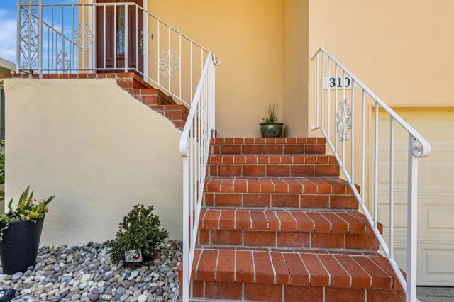 310 Clifton Road, Pacifica CA: https://media.crmls.org/mediaz/b737d333-561f-462d-962f-8d906be909f9.jpg