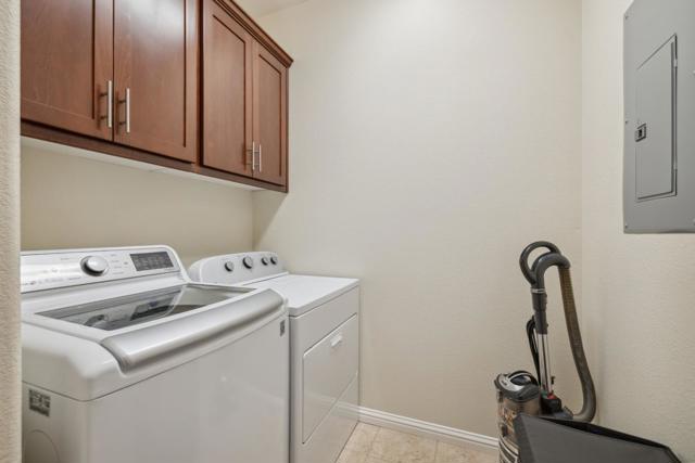 206 Gold Court, Scotts Valley CA: https://media.crmls.org/mediaz/b7380625-2086-4401-bbb9-ee02de5ad19a.jpg