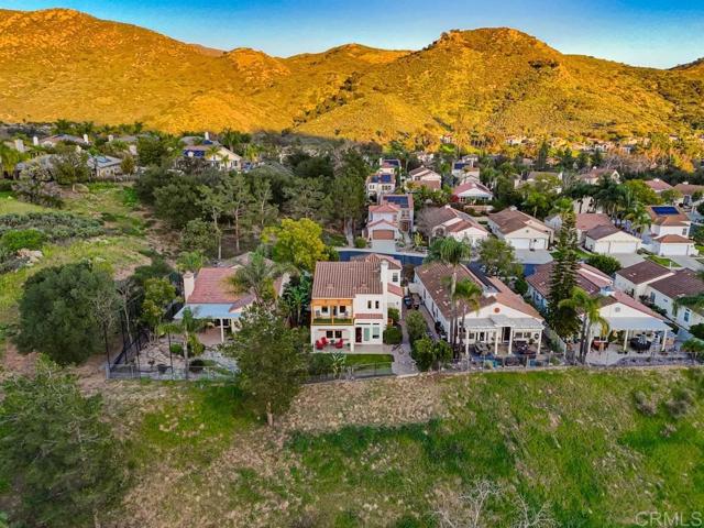 Detail Gallery Image 69 of 70 For 2345 Amber Oak Ln, Escondido,  CA 92027 - 4 Beds | 3 Baths