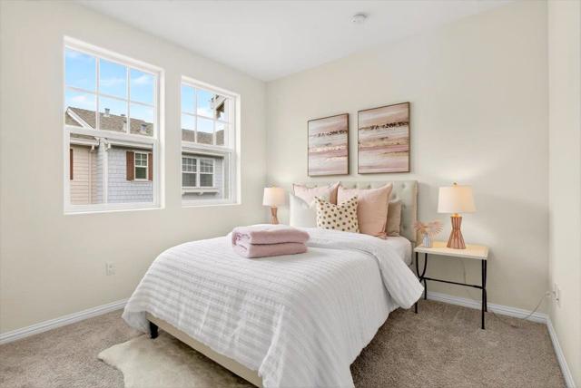 125 ORBIT Way, Mountain View CA: https://media.crmls.org/mediaz/b7399085-de1e-4514-928d-2d5cdaf2a43c.jpg