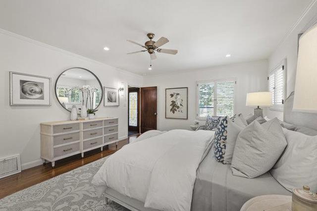 320 Jackson Street, San Mateo CA: https://media.crmls.org/mediaz/b73a45fd-2e5b-4b4b-9caf-fd585a0bfcac.jpg
