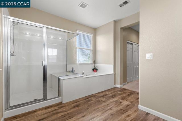 2762 St Andrews Dr, Brentwood CA: https://media.crmls.org/mediaz/b73b8410-7c17-4d86-915f-0dd72bab2446.jpg