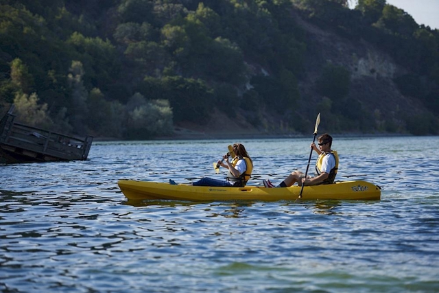 4515 Ewing Rd, Castro Valley CA: https://media.crmls.org/mediaz/b73cc509-72f7-4175-b879-59c73ee23352.jpg