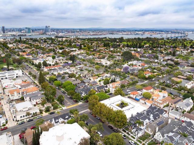 801 C Ave, Coronado CA: https://media.crmls.org/mediaz/b73ed0a2-c6c8-4302-8b4a-101f49378875.jpg