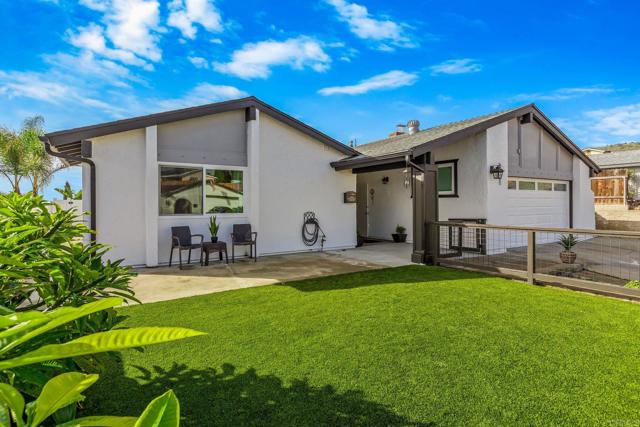 Detail Gallery Image 4 of 28 For 9931 Beck Dr, Santee,  CA 92071 - 4 Beds | 2 Baths