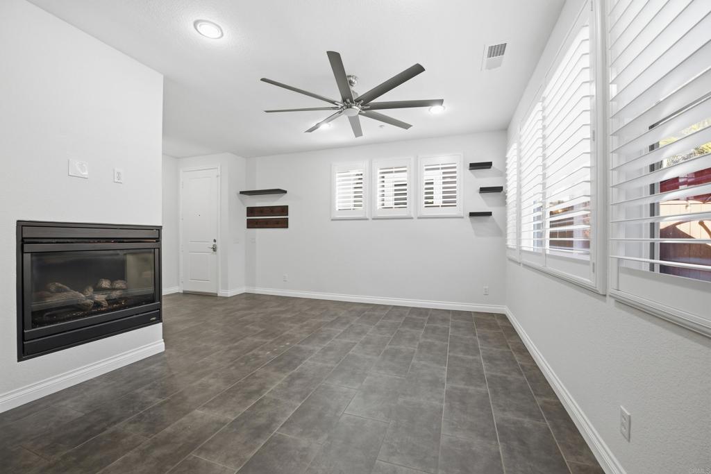 2284 Durango Way - photo 5