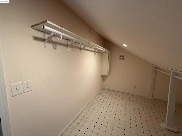 3405 Garrow Dr, Antioch CA: https://media.crmls.org/mediaz/b741712b-3b05-4fad-bb2c-1be2cd3a62f3.jpg