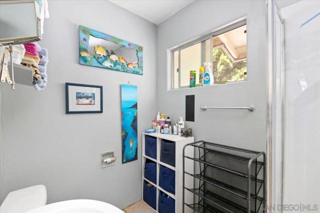 3575 Madison St, Carlsbad CA: https://media.crmls.org/mediaz/b741f414-276d-4b98-8e30-6bd507640e2a.jpg